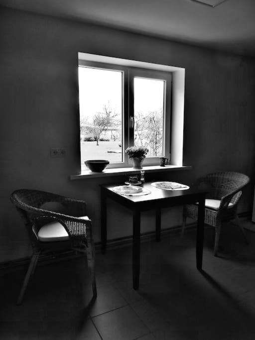 Huoneisto Cozy Near The Airport *